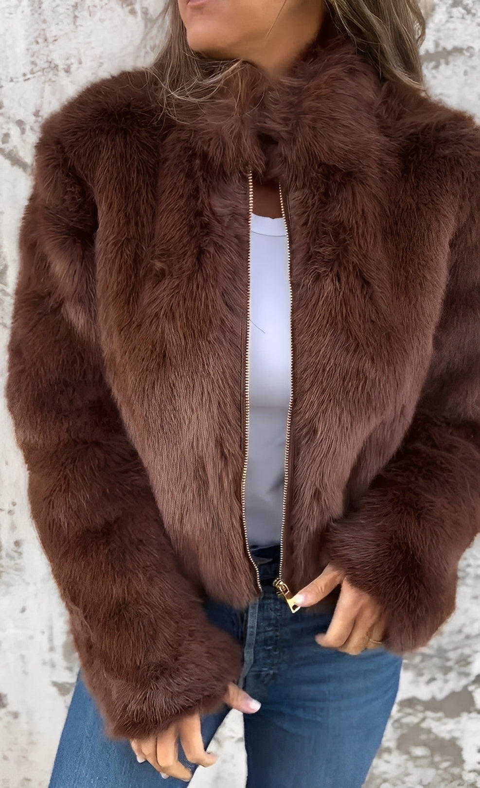 Amanda - Muotikas turkistakki naisille