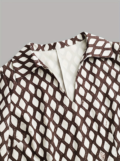 Bella - Tyylikäs rombikuosisella mekolla ja vyötärölle istuvalla leikkauksella