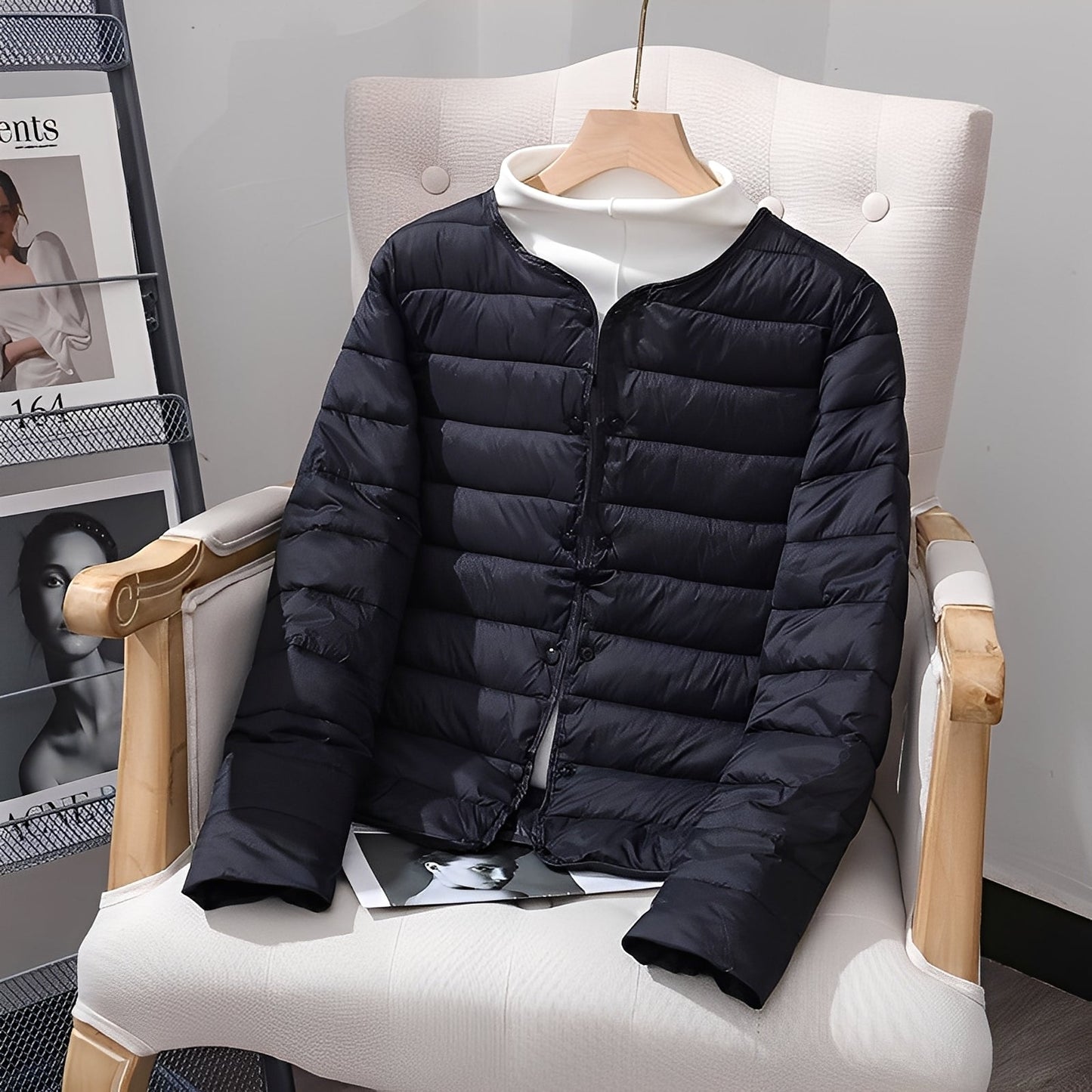 Ramona - Rento, kevyt untuvatakki naisille