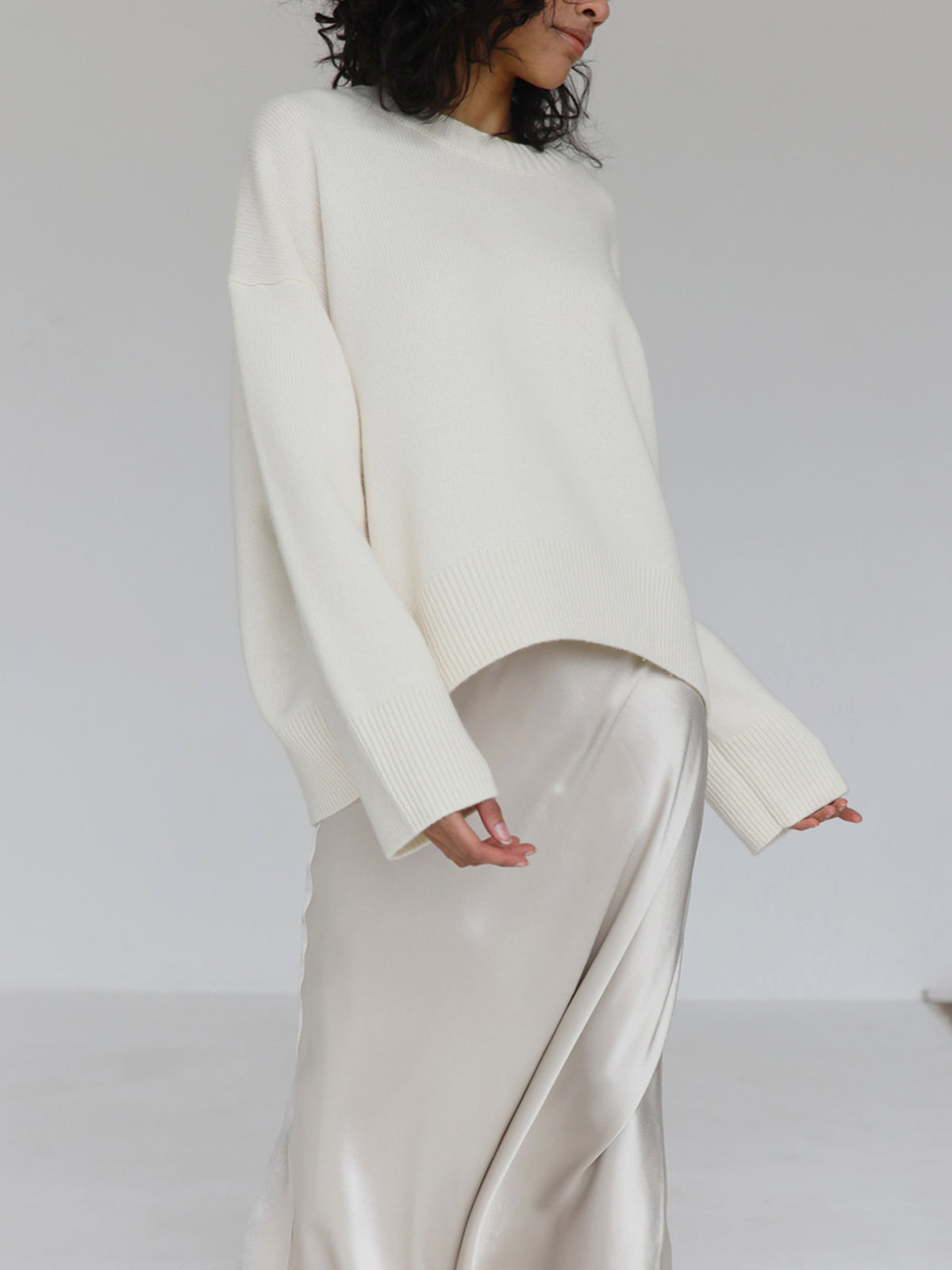 Amara – Yliiso Pullover „Sokeripilvi“