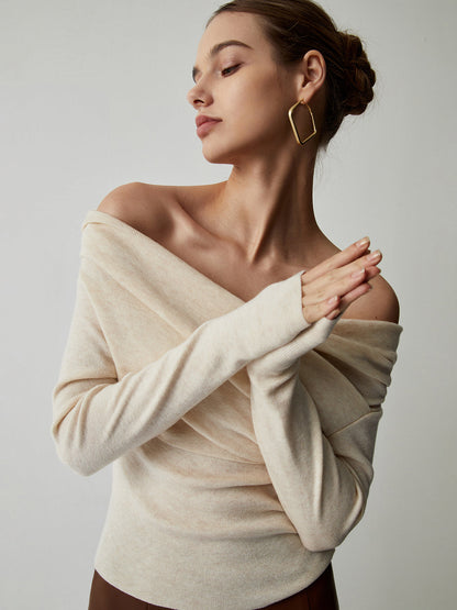 Yasmin – Olkaimeton neulepaita