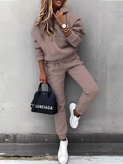 Dianna - Tyylikäs verryttelyasu hupulla naisille