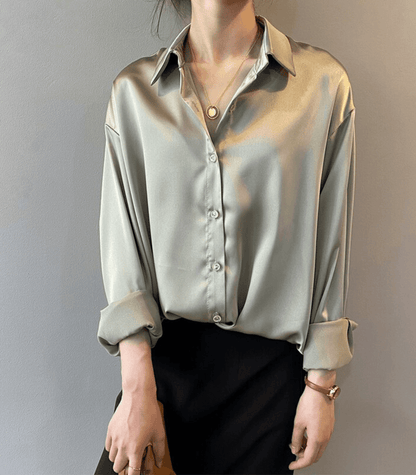 Magnolia – Satiinipusero nappien kanssa