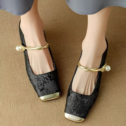 Evelyn - Elegantit, kohokuvioidut silkkisandaalit korolla naisille