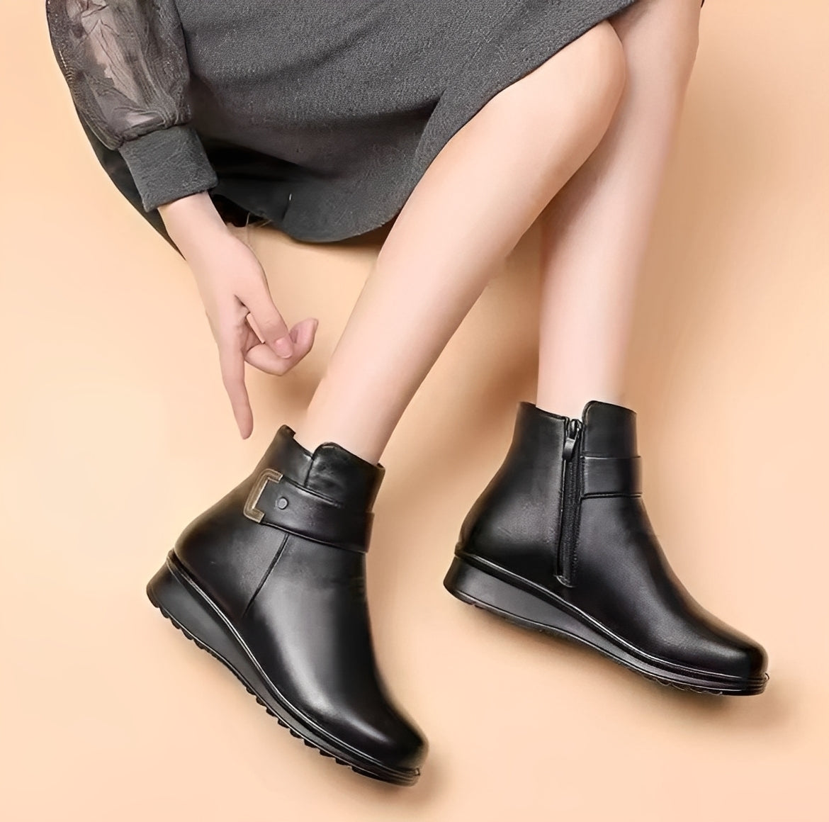 Gabriella - Tyylikkäät, fleecellä vuoratut saappaat naisille