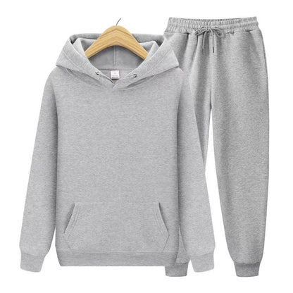 Robin – Unisex Huppari & Verryttelyhousut Setti